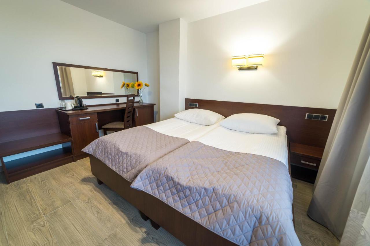 Willa Kormoran - Pokoje I Apartamenty Mikołajki Exterior foto